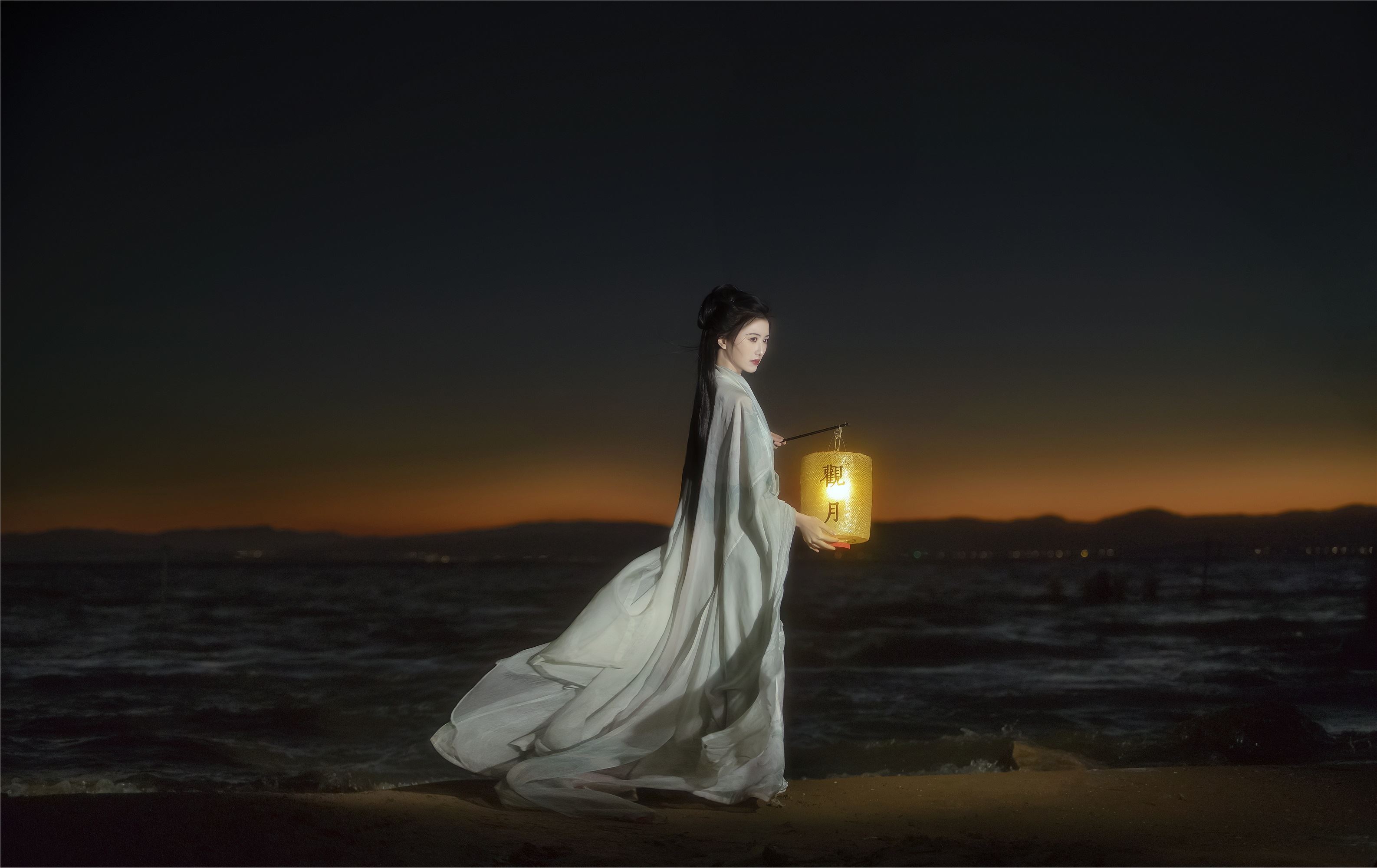 YITUYU艺图语 2025.01.24 要一个黄昏，满是风 南瓜